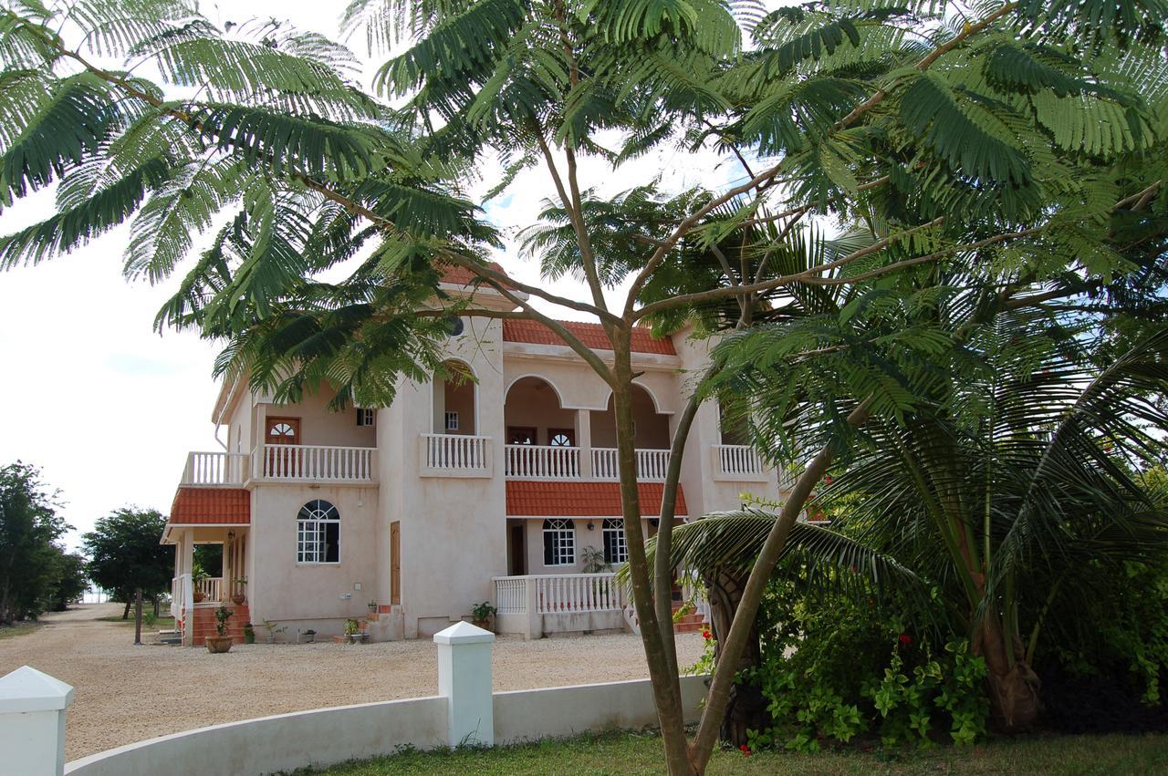 Serenity Sands Corozal Dış mekan fotoğraf