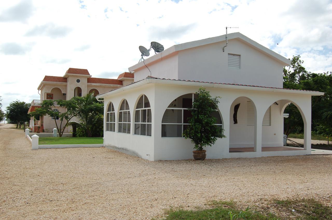 Serenity Sands Corozal Dış mekan fotoğraf